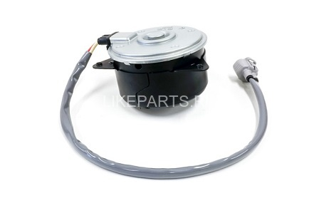 Мотор вентилятора правый Mazda CX-5 2.0/2.5 (2012-по н.в.)