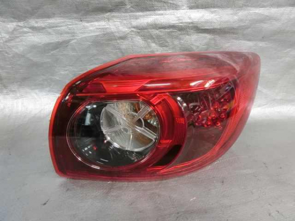 Фонарь Mazda 3 (2013-) хетчбэк правый светодиодный
